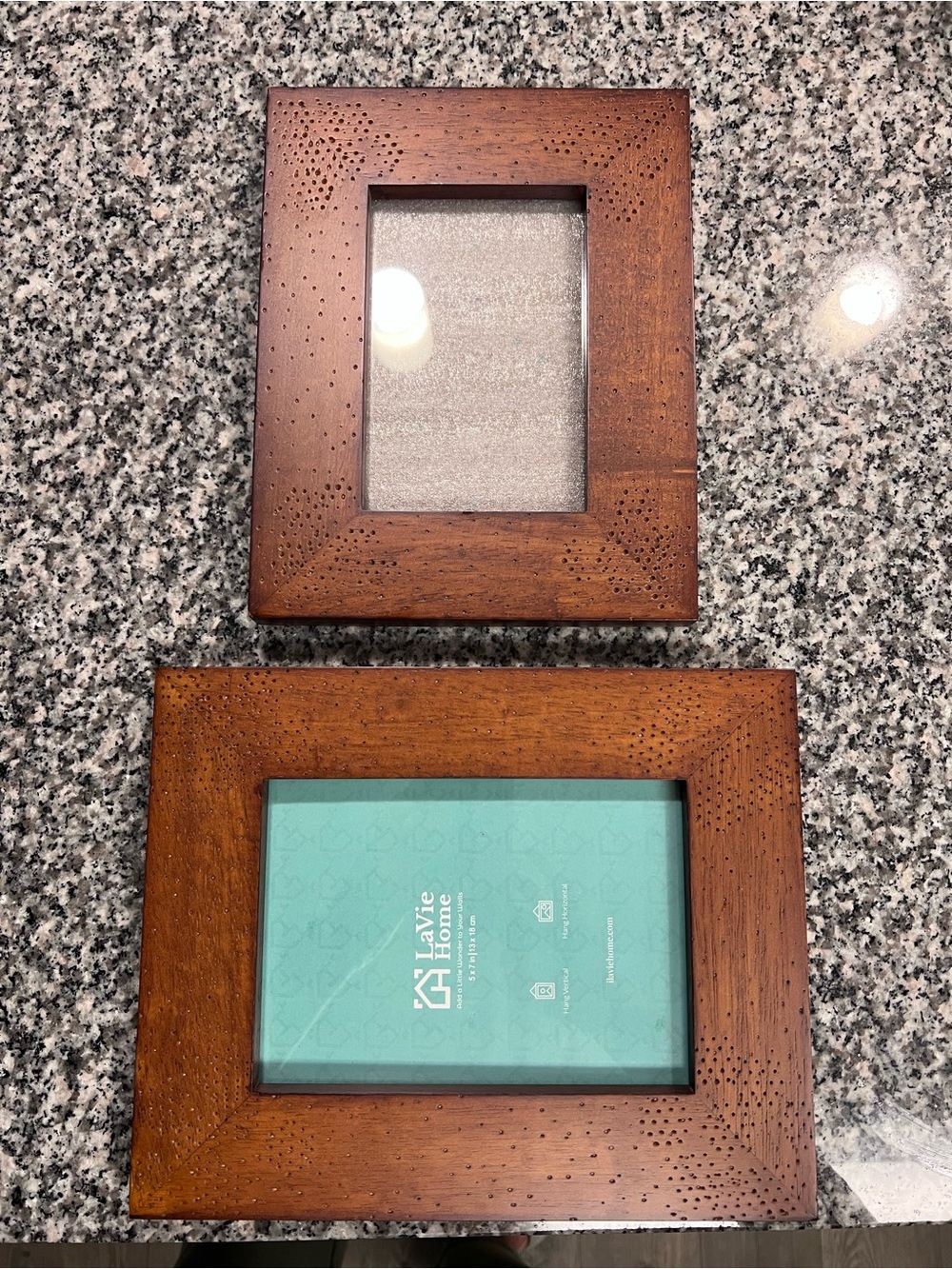 LaVie Home Wood Picture Frame - Rustic Rectangular 5x7 and 4x6 (Set of 2)